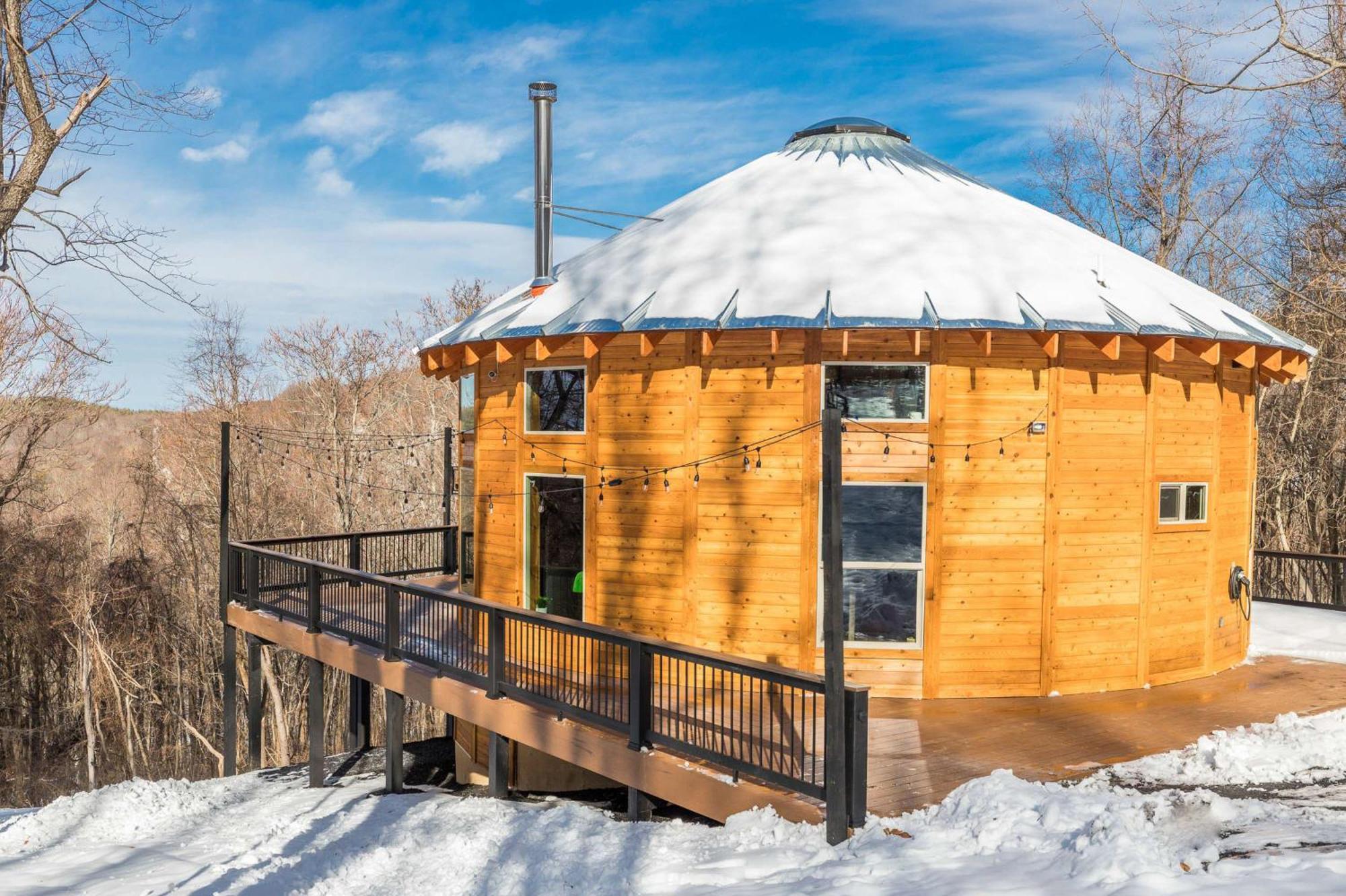 Shenandoah Yurt: Hot Tub~Wood Stove~Wifi~Evcharger Villa Stanley Exterior photo