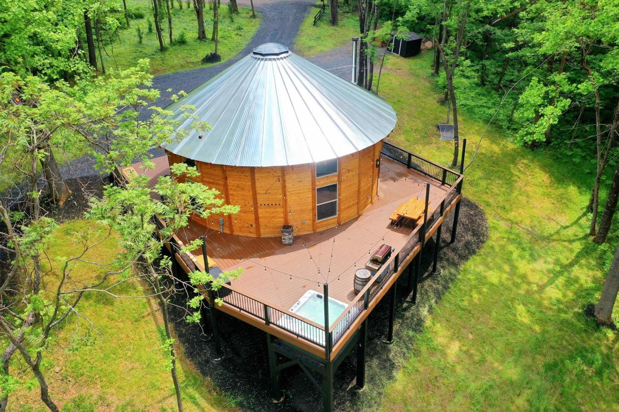 Shenandoah Yurt: Hot Tub~Wood Stove~Wifi~Evcharger Villa Stanley Exterior photo